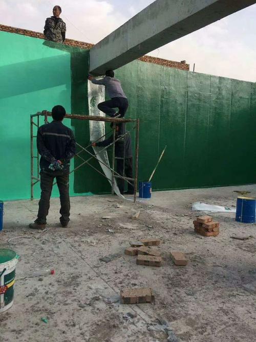 连云港针对老旧车间地面普遍存在的起砂、裂缝问题